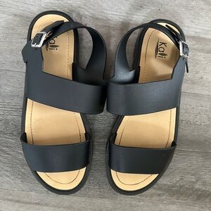 🌻 NWOT Kali Black Leather Strap Sandals 🌻